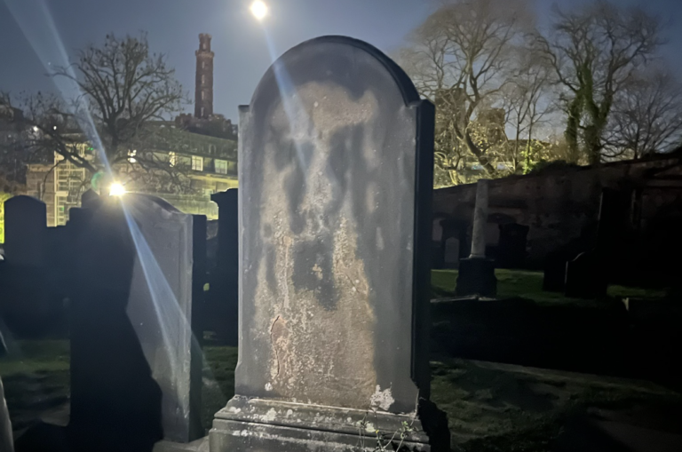 Historia y misterios de Edimburgo: Castillos, cementerios y closes embrujados