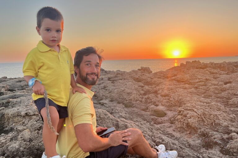 Atardecer espectacular en Cala Blanca
