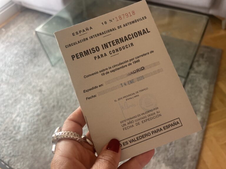 ¿Necesito carnet internacional para conducir en Croacia?