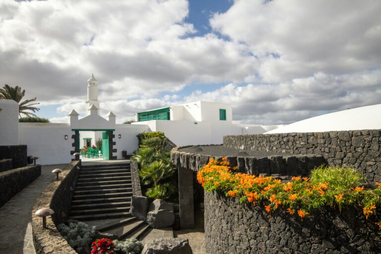 Los pueblos más bonitos de Lanzarote: la guía para visitarlos con niños sin agobios